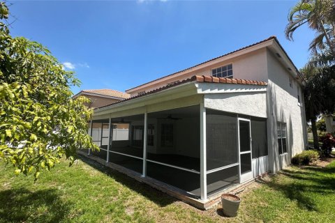 House in Plantation, Florida 4 bedrooms, 275.92 sq.m. № 1221643 - photo 1