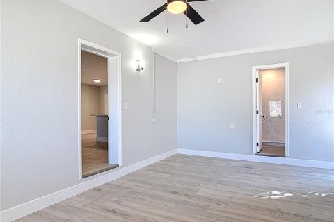 Купить виллу или дом в Делтона, Флорида 10 комнат, 125.88м2, № 1598005 - фото 12