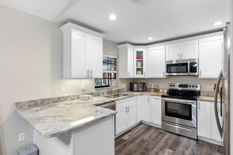 Villa ou maison à vendre à Oldsmar, Floride: 3 chambres, 162.02 m2 № 1636626 - photo 14