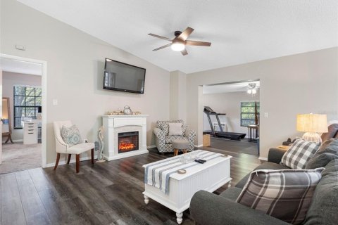 Villa ou maison à vendre à Oldsmar, Floride: 3 chambres, 162.02 m2 № 1636626 - photo 11