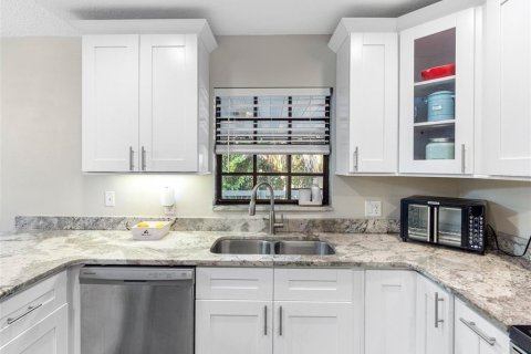 Villa ou maison à vendre à Oldsmar, Floride: 3 chambres, 162.02 m2 № 1636626 - photo 15