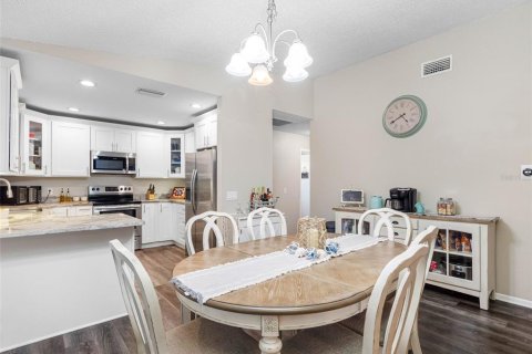 Villa ou maison à vendre à Oldsmar, Floride: 3 chambres, 162.02 m2 № 1636626 - photo 18