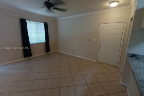 Condo in West Palm Beach, Florida, 1 bedroom  № 1787053 - photo 10