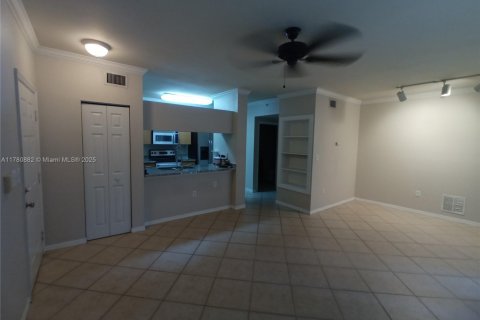 Condo in West Palm Beach, Florida, 1 bedroom  № 1787053 - photo 11