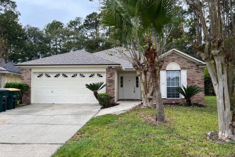 Villa ou maison à louer à Jacksonville, Floride: 4 chambres, 162.58 m2 № 863035 - photo 1