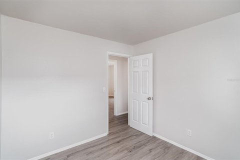 House in Bradenton, Florida 3 bedrooms, 138.52 sq.m. № 1903469 - photo 17