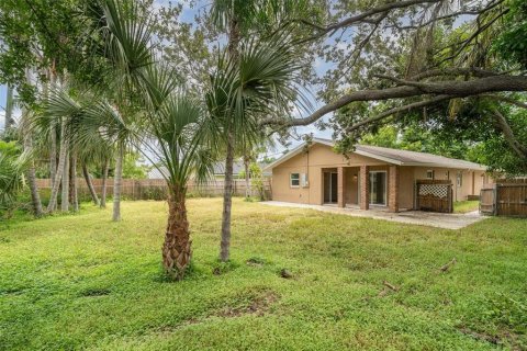 House in Bradenton, Florida 3 bedrooms, 138.52 sq.m. № 1903469 - photo 26