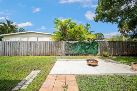 Casa en venta en Saint Petersburg, Florida, 3 dormitorios, 130.06 m2 № 1886284 - foto 27