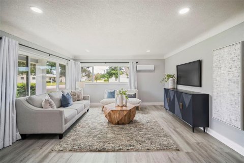 Casa en venta en Saint Petersburg, Florida, 3 dormitorios, 130.06 m2 № 1886284 - foto 8
