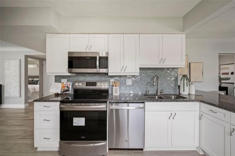 Casa en venta en Saint Petersburg, Florida, 3 dormitorios, 130.06 m2 № 1886284 - foto 20