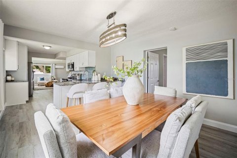 Casa en venta en Saint Petersburg, Florida, 3 dormitorios, 130.06 m2 № 1886284 - foto 23