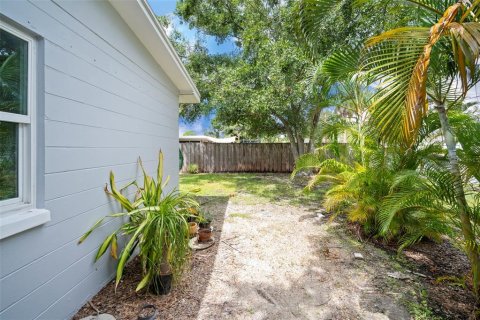 Casa en venta en Saint Petersburg, Florida, 3 dormitorios, 130.06 m2 № 1886284 - foto 30