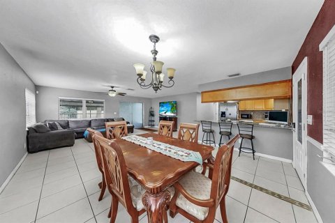Villa ou maison à vendre à New Port Richey, Floride: 3 chambres, 134.15 m2 № 1911481 - photo 10