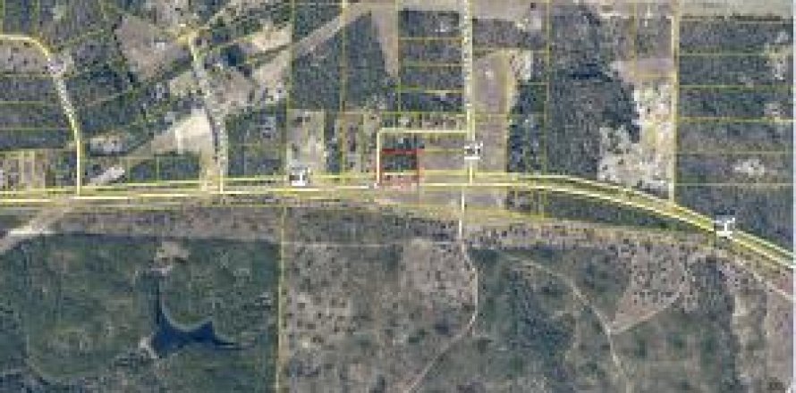 Commercial property in Crestview, Florida № 558062