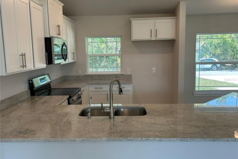 House in North Port, Florida 3 bedrooms, 143.07 sq.m. № 1337197 - photo 9