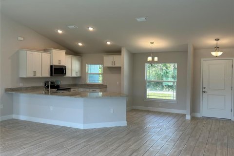 House in North Port, Florida 3 bedrooms, 143.07 sq.m. № 1337197 - photo 7