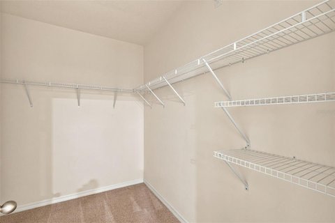 Villa ou maison à vendre à Haines City, Floride: 4 chambres, 170.01 m2 № 2421662 - photo 16