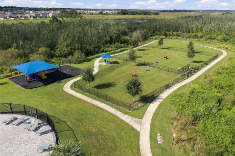 Villa ou maison à vendre à Haines City, Floride: 4 chambres, 170.01 m2 № 2421662 - photo 3
