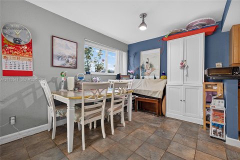 Adosado en venta en Palmetto Bay, Florida, 2 dormitorios, 93 m2 № 2434062 - foto 11