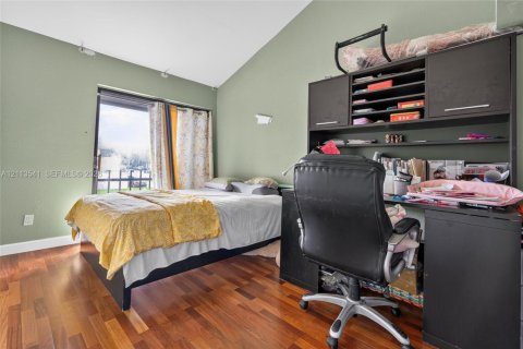 Adosado en venta en Palmetto Bay, Florida, 2 dormitorios, 93 m2 № 2434062 - foto 20