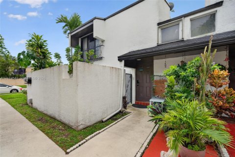 Adosado en venta en Palmetto Bay, Florida, 2 dormitorios, 93 m2 № 2434062 - foto 2