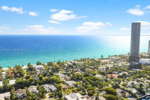 Снять в аренду виллу или дом в Голден-Бич, Флорида 3 спальни, 242.29м2, № 2005472 - фото 21