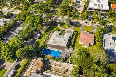 Снять в аренду виллу или дом в Голден-Бич, Флорида 3 спальни, 242.29м2, № 2005472 - фото 17