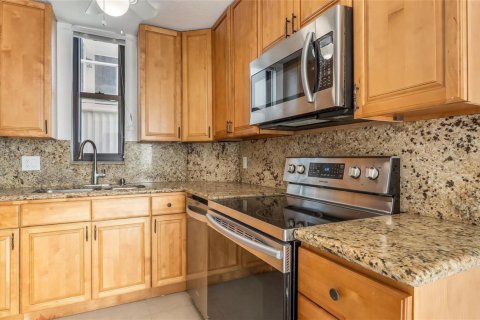 Copropriété à louer à Pompano Beach, Floride: 2 chambres, 130.06 m2 № 2431590 - photo 15