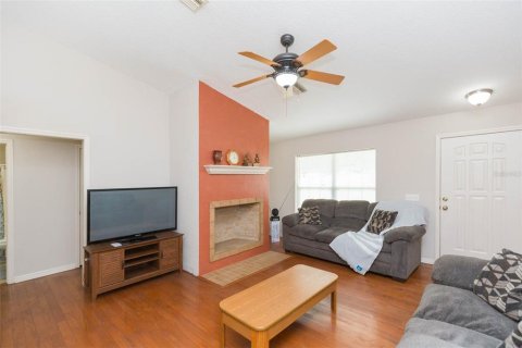 Casa en venta en Plant City, Florida, 3 dormitorios, 138.24 m2 № 1919082 - foto 4
