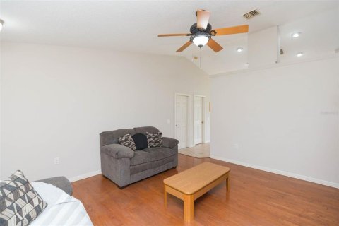 Casa en venta en Plant City, Florida, 3 dormitorios, 138.24 m2 № 1919082 - foto 6