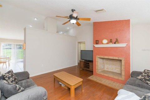 Casa en venta en Plant City, Florida, 3 dormitorios, 138.24 m2 № 1919082 - foto 3