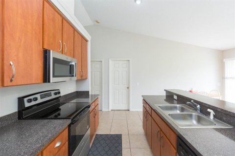 Casa en venta en Plant City, Florida, 3 dormitorios, 138.24 m2 № 1919082 - foto 9