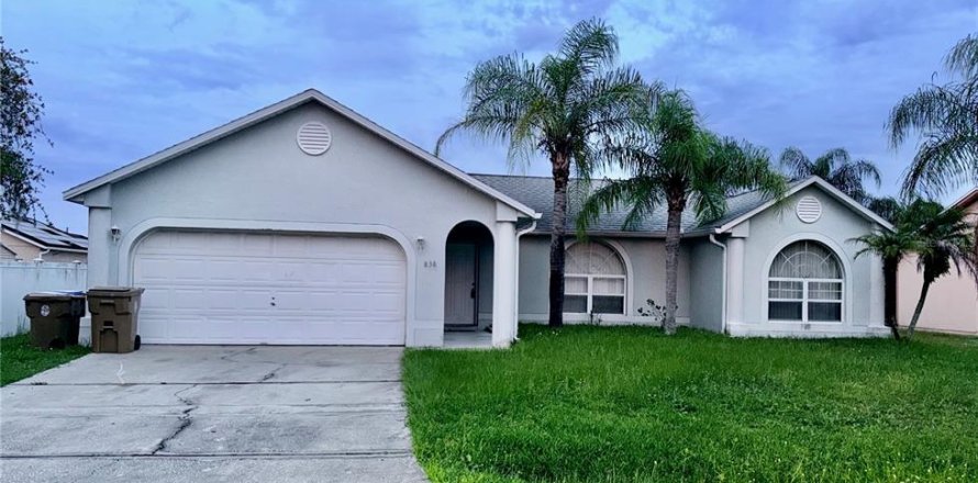 House in Kissimmee, Florida 4 bedrooms, 169.36 sq.m. № 2396321
