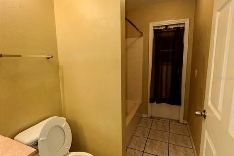 House in Kissimmee, Florida 4 bedrooms, 169.36 sq.m. № 2396321 - photo 12