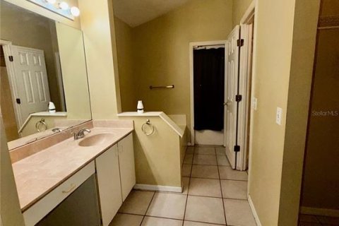 House in Kissimmee, Florida 4 bedrooms, 169.36 sq.m. № 2396321 - photo 9