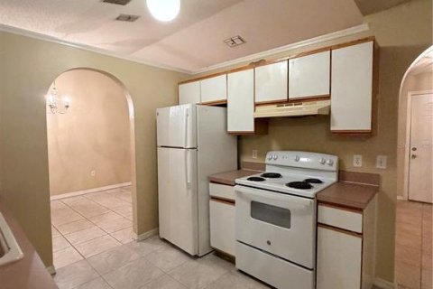 House in Kissimmee, Florida 4 bedrooms, 169.36 sq.m. № 2396321 - photo 7