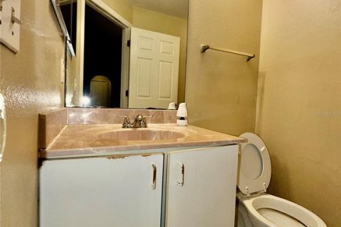 House in Kissimmee, Florida 4 bedrooms, 169.36 sq.m. № 2396321 - photo 13
