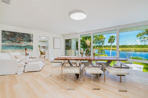 Casa en venta en Ormond Beach, Florida, 4 dormitorios, 357.58 m2 № 1857787 - foto 14