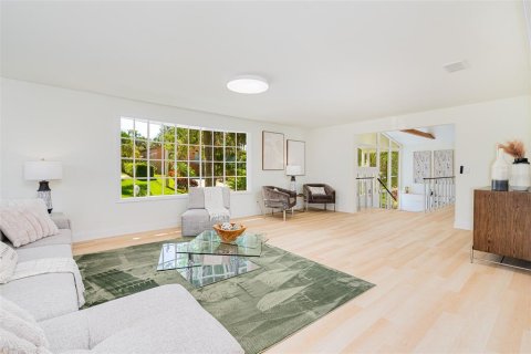 Casa en venta en Ormond Beach, Florida, 4 dormitorios, 357.58 m2 № 1857787 - foto 11