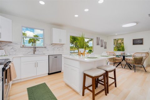 Casa en venta en Ormond Beach, Florida, 4 dormitorios, 357.58 m2 № 1857787 - foto 22