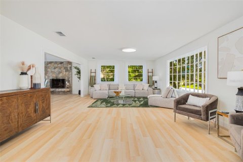 Casa en venta en Ormond Beach, Florida, 4 dormitorios, 357.58 m2 № 1857787 - foto 9