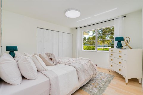 Casa en venta en Ormond Beach, Florida, 4 dormitorios, 357.58 m2 № 1857787 - foto 27