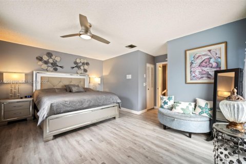 Touwnhouse à vendre à Lake Worth, Floride: 2 chambres, 152.92 m2 № 2076551 - photo 17