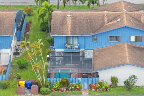 Touwnhouse à vendre à Lake Worth, Floride: 2 chambres, 152.92 m2 № 2076551 - photo 29