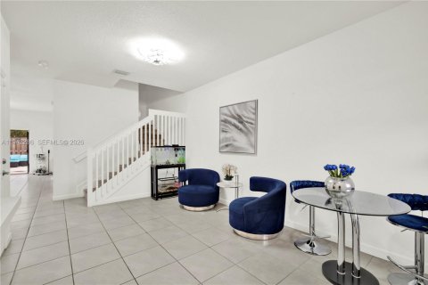 Casa en venta en Homestead, Florida, 4 dormitorios, 157.47 m2 № 2001713 - foto 6