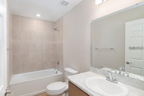Casa en venta en Haines City, Florida, 3 dormitorios, 137.4 m2 № 1869471 - foto 7