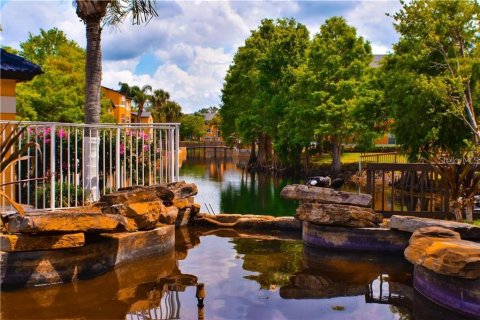 Condo in Orlando, Florida, 2 bedrooms  № 1511449 - photo 9