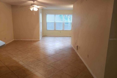 Condo in Orlando, Florida, 2 bedrooms  № 1511449 - photo 4