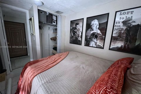 Villa ou maison à louer à North Miami Beach, Floride: 3 chambres, 129.97 m2 № 2091324 - photo 10