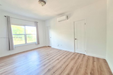 Appartement à louer à Miami Beach, Floride: 1 chambre, 65.96 m2 № 1998778 - photo 12